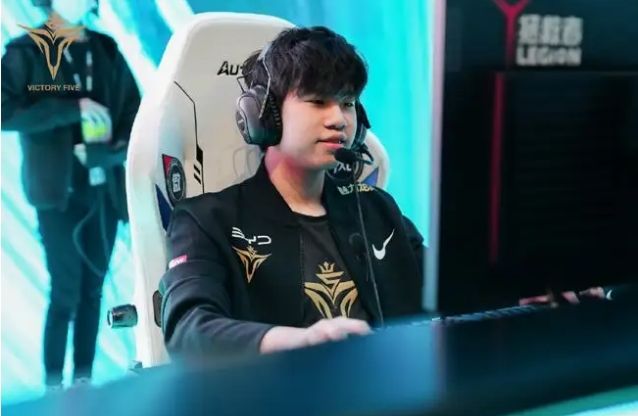 赛的三分威 赛的三分威