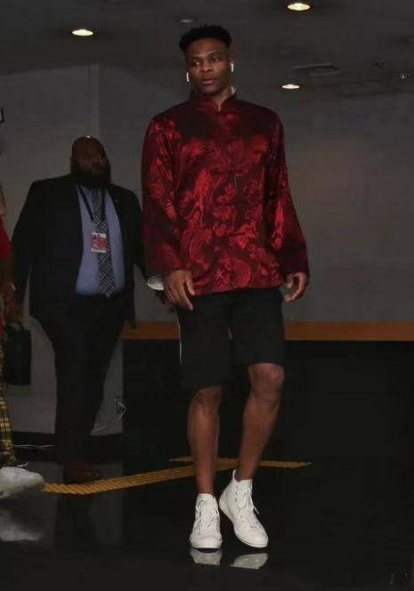 东女篮的比 东女篮的比